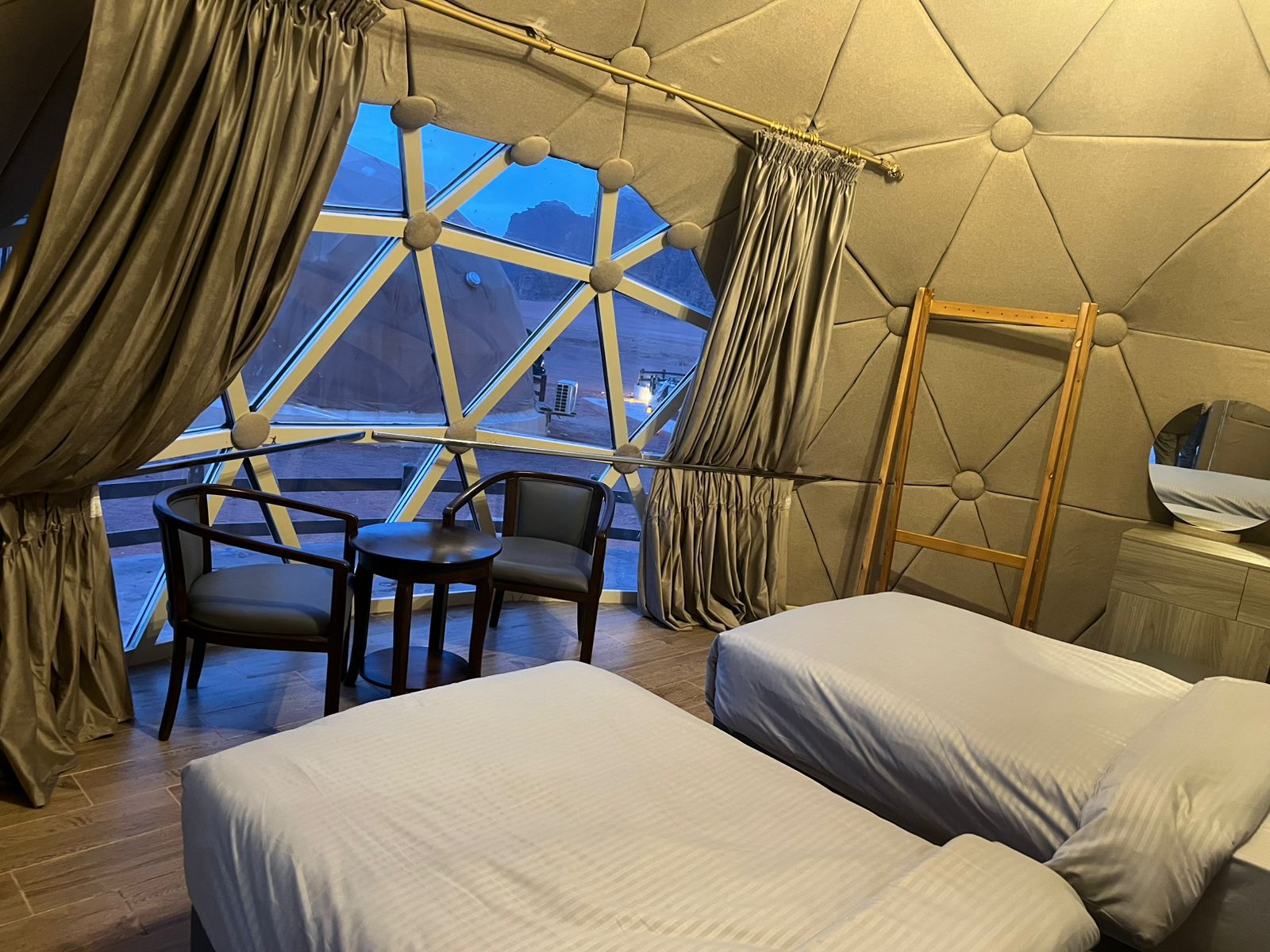 Stargazing & Desert Silence